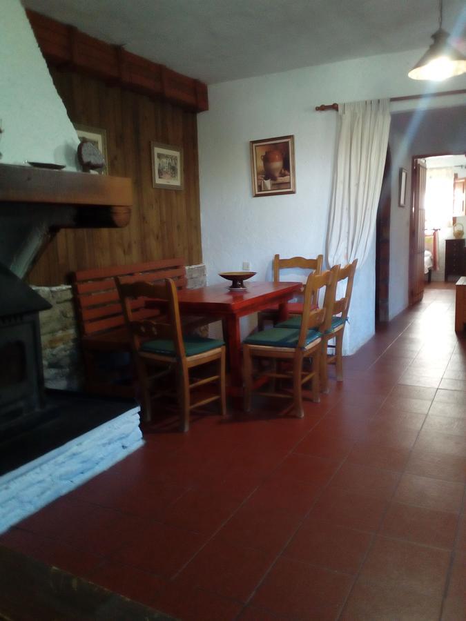 Cortijo La Solana Guest House Guejar-Sierra Bagian luar foto