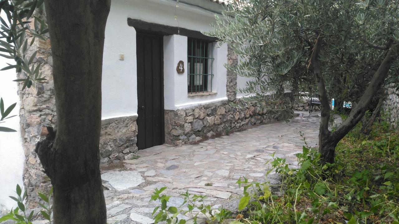 Cortijo La Solana Guest House Guejar-Sierra Bagian luar foto