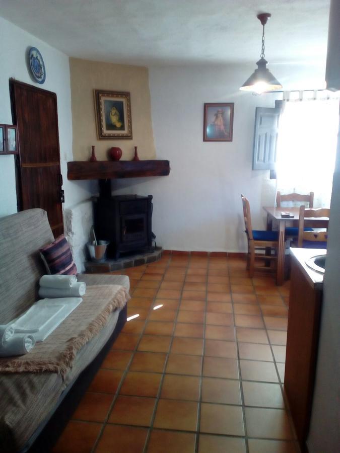 Cortijo La Solana Guest House Guejar-Sierra Bagian luar foto