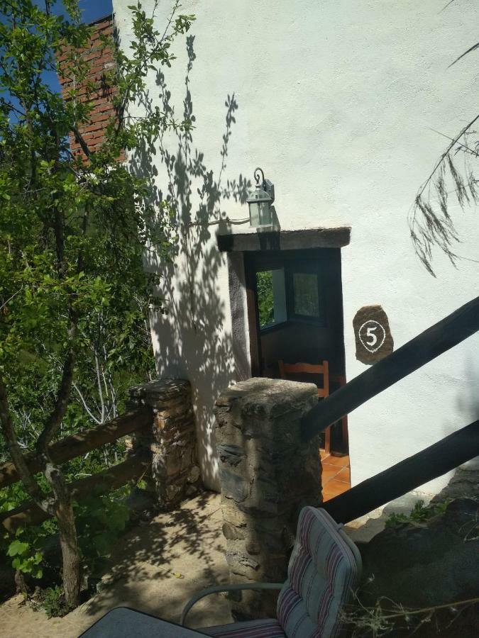 Cortijo La Solana Guest House Guejar-Sierra Bagian luar foto