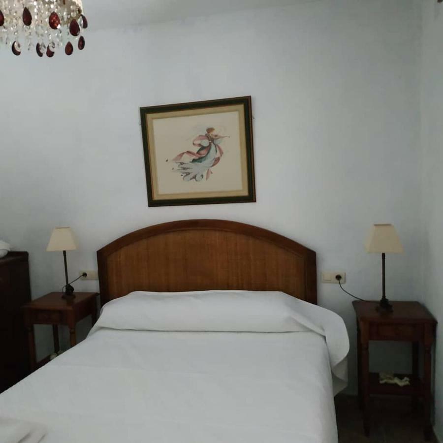 Cortijo La Solana Guest House Guejar-Sierra Bagian luar foto